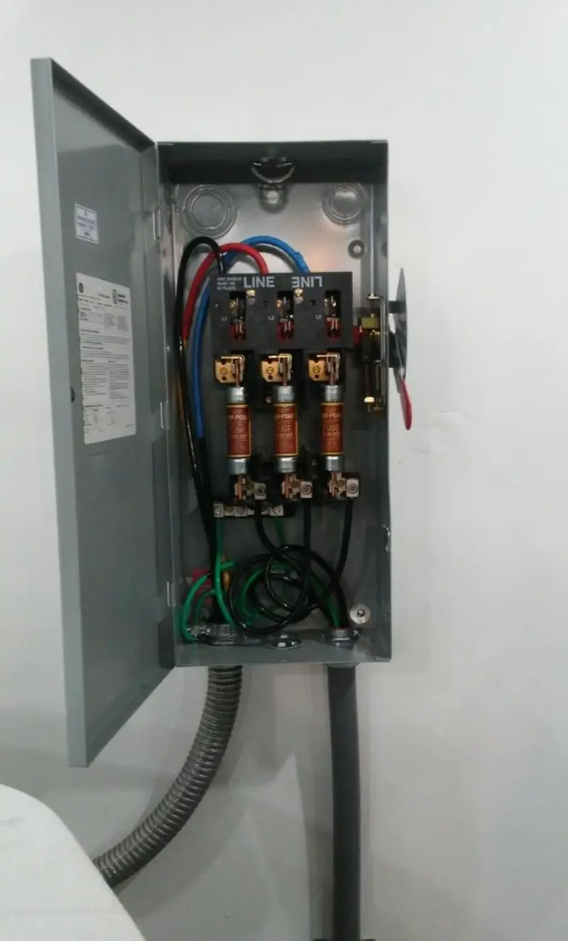Three-phase disconnect switch installed for Electrical Wiring & Rewiring in Wauna
